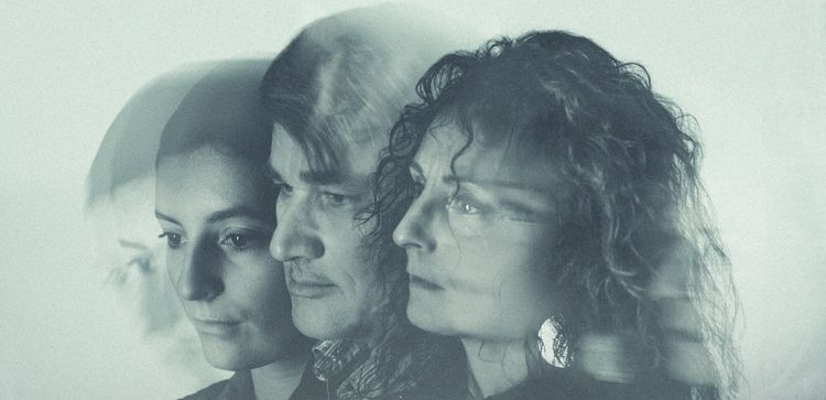 A ma kezdődő szegedi filmfesztivál egyik versenyfilmje lesz a veszprémi SzeretFilm Stúdió Föld és vas című játékfilmje.